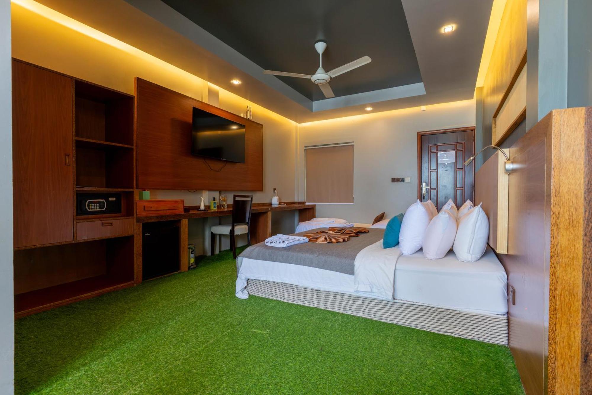 Maamadi Boutique Hotel Maafushi Luaran gambar