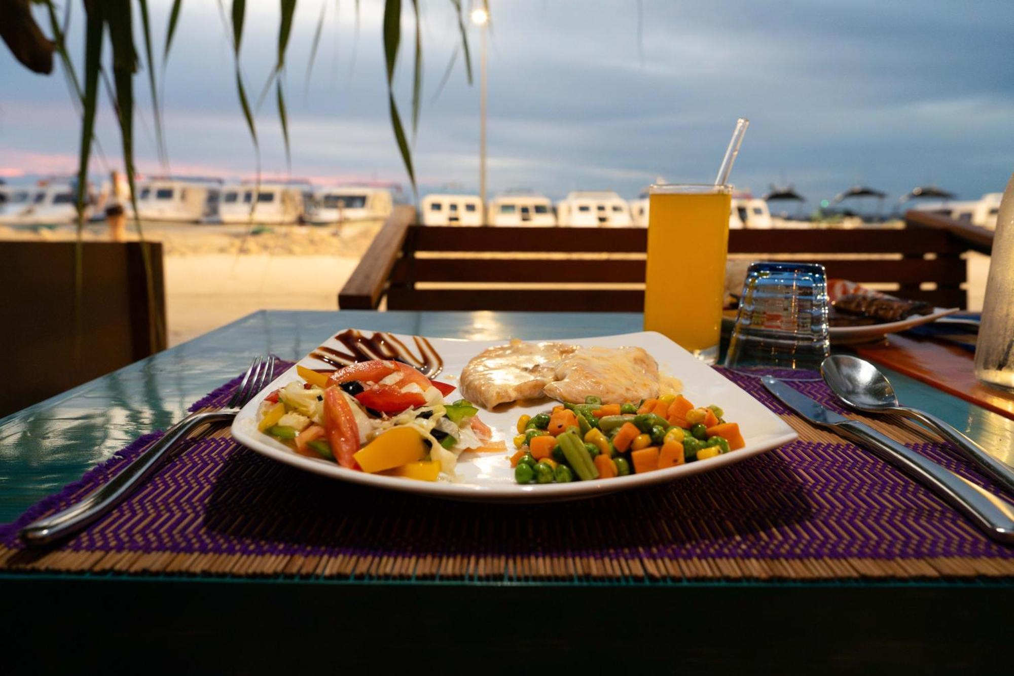 Maamadi Boutique Hotel Maafushi Luaran gambar
